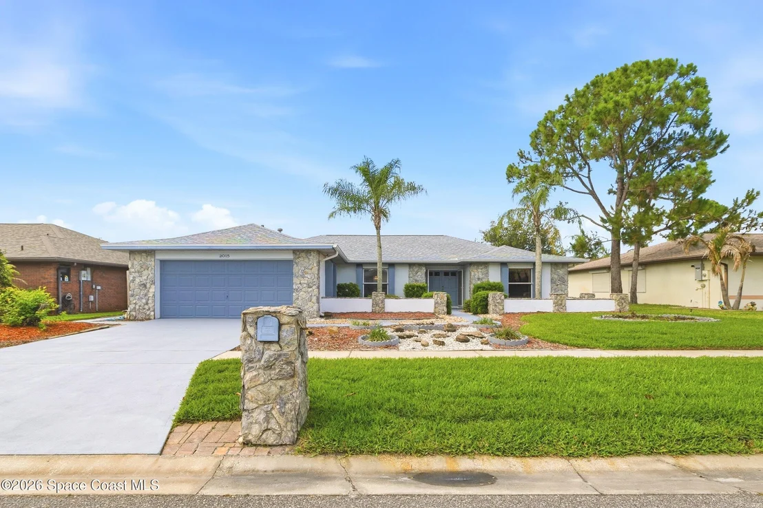 Photo of 2015 Bottlebrush Drive
