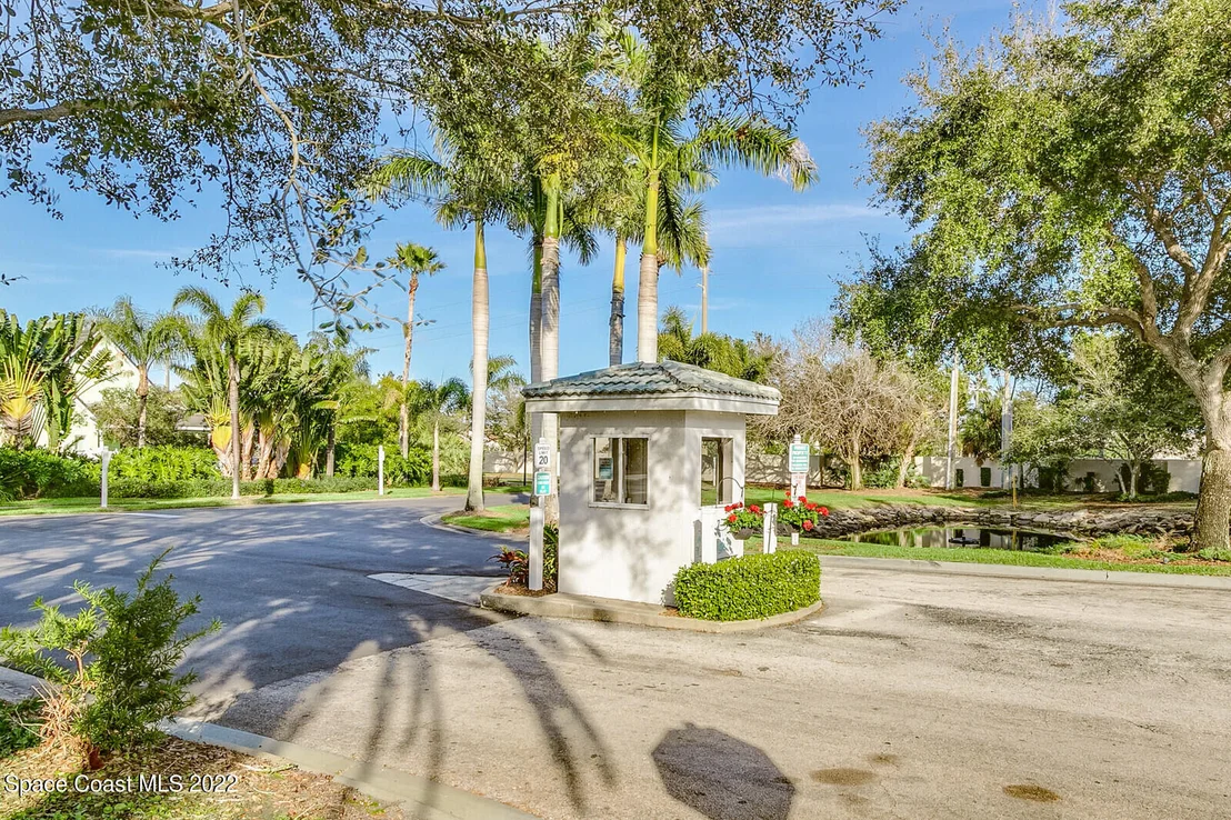 Photo of 218 Waterside Drive