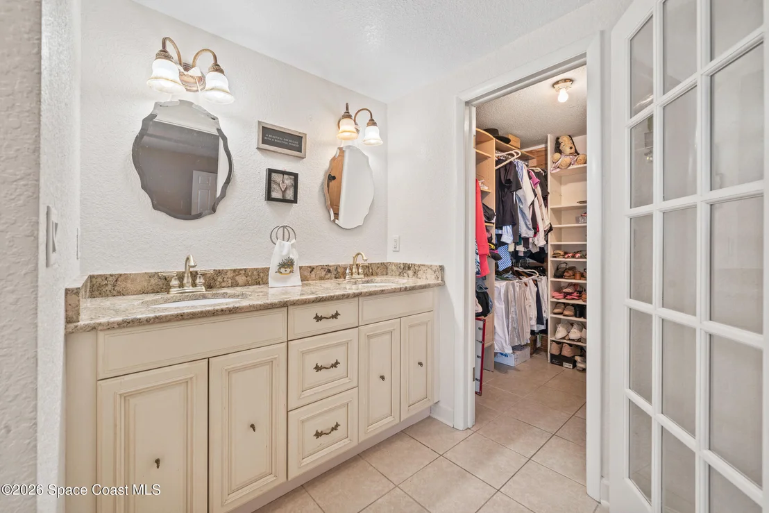 Photo of 2405 Brookside Drive