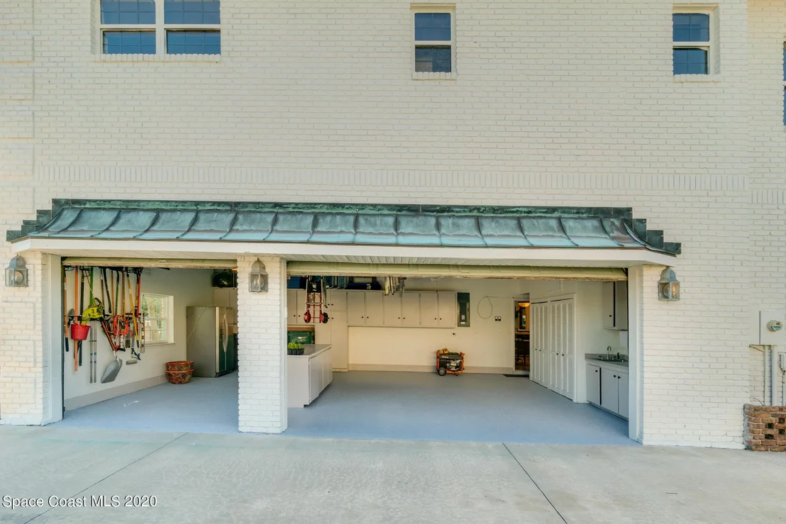 Photo of 466 Lanternback Island Drive