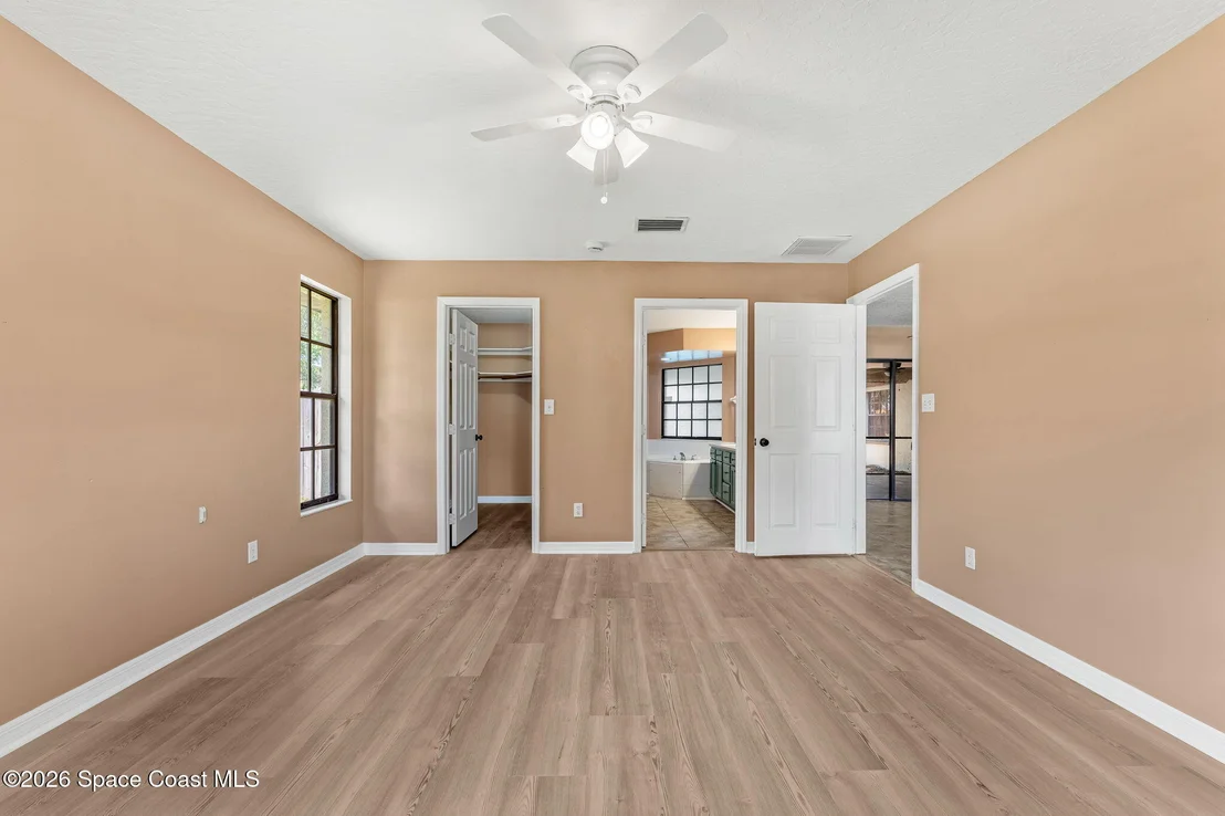 Photo of 950 Whisperpine Drive