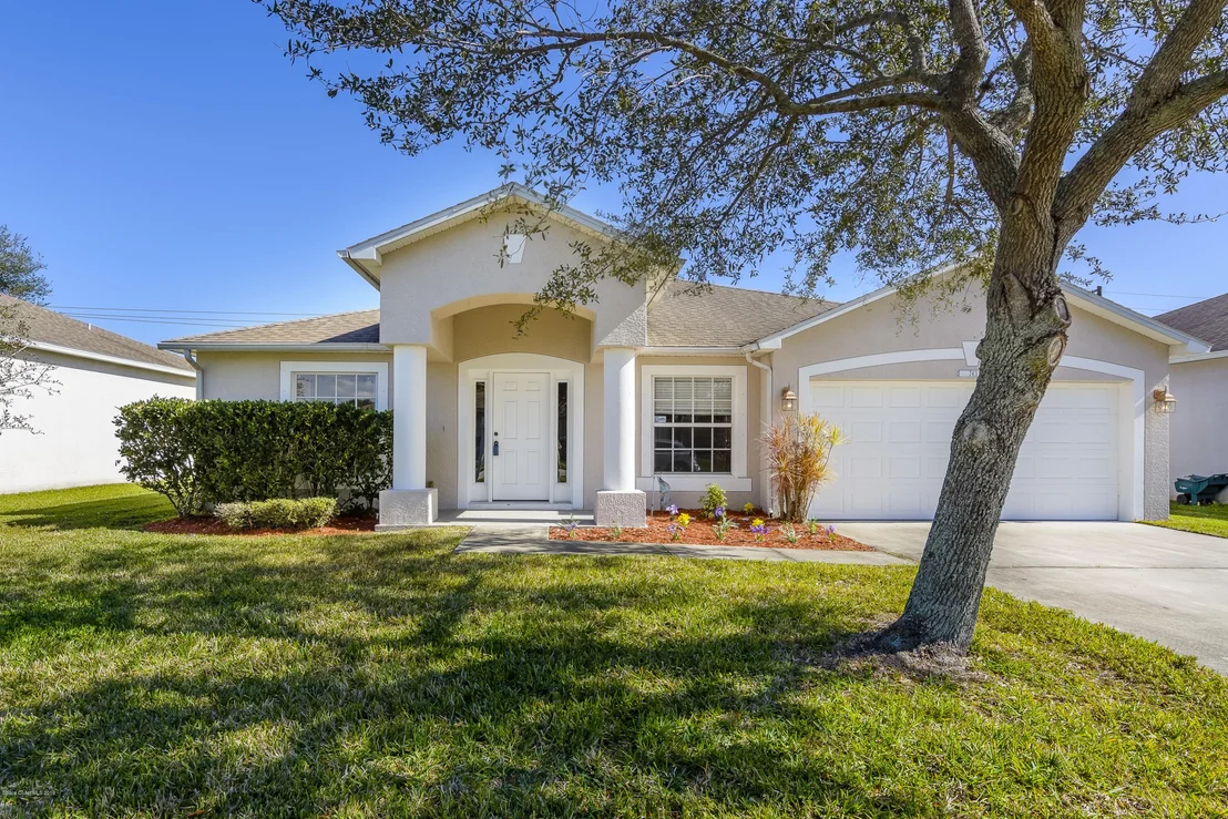 Photo of 743 Del Mar Circle