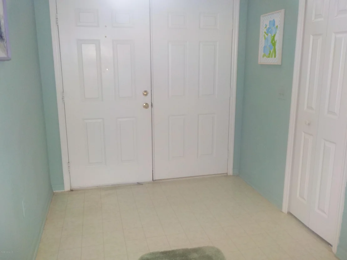 Photo of 2217 Spring Creek Circle NE