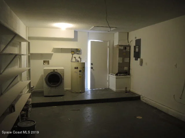 Photo of 335 Mission Oak Drive