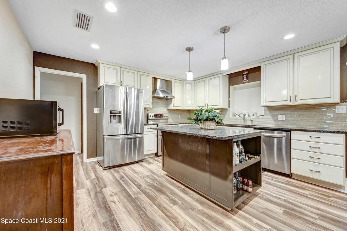 Photo of 2533 Meadow Lane