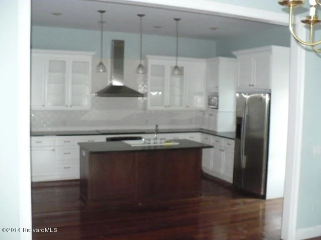 Photo of 4383 Long Lake Road