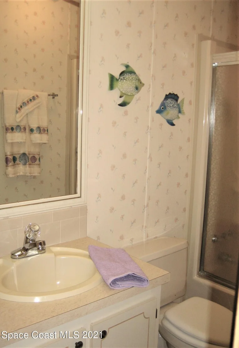 Photo of 2329 Coconut Palm Drive NE