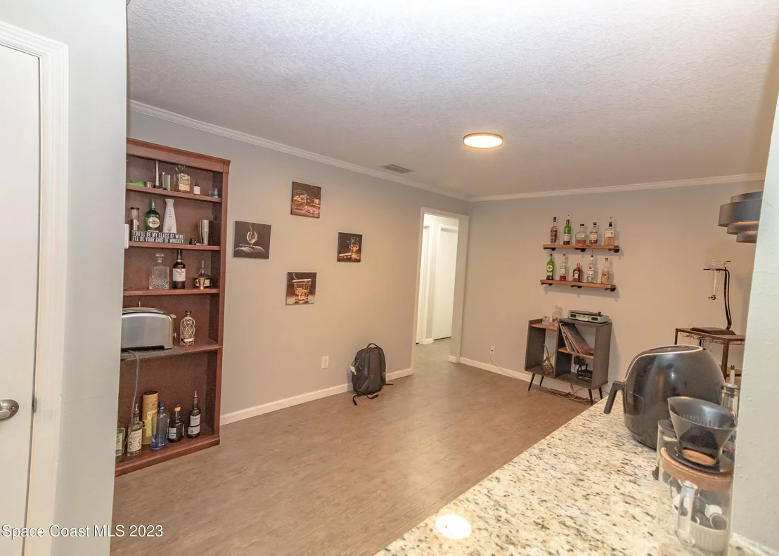 Photo of 800 Mark David Boulevard
