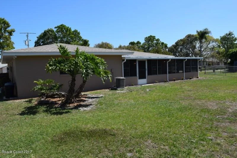 Photo of 971 Bridle Lane
