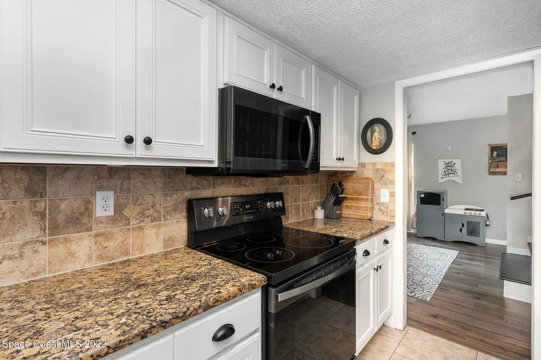 Photo of 1728 Hubbard Drive