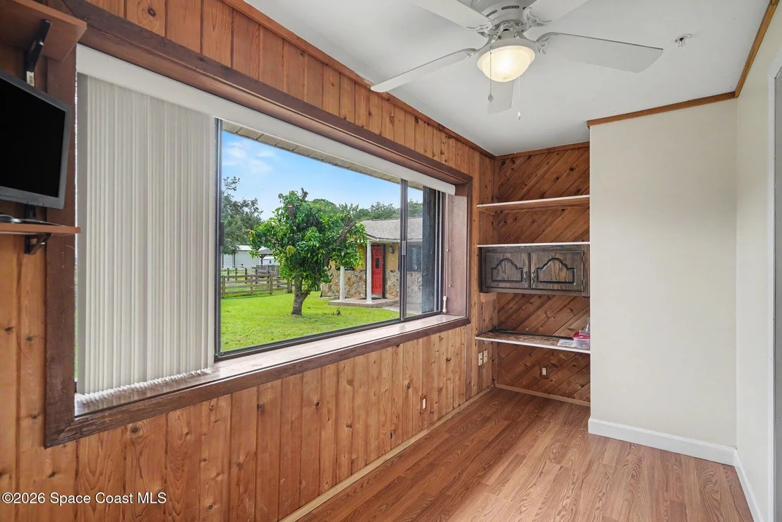 Photo of 4457 Parkway Drive