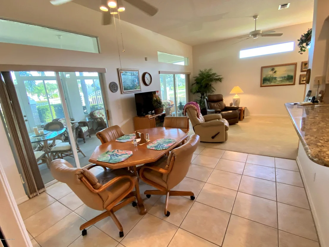 Photo of 2652 Addington Circle