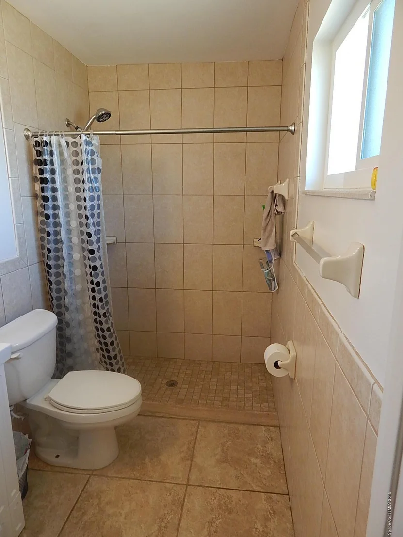 Photo of 2710 Hereford Road