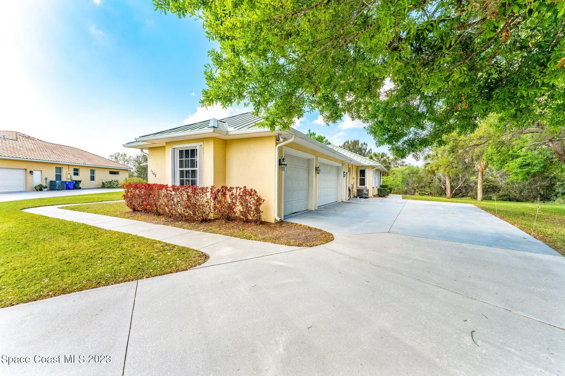 Photo of 1368 Centennial Way