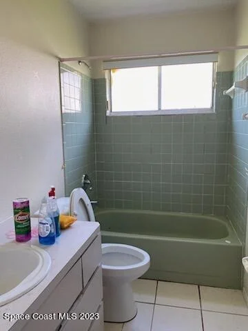 Photo of 927 Mariposa Drive NE