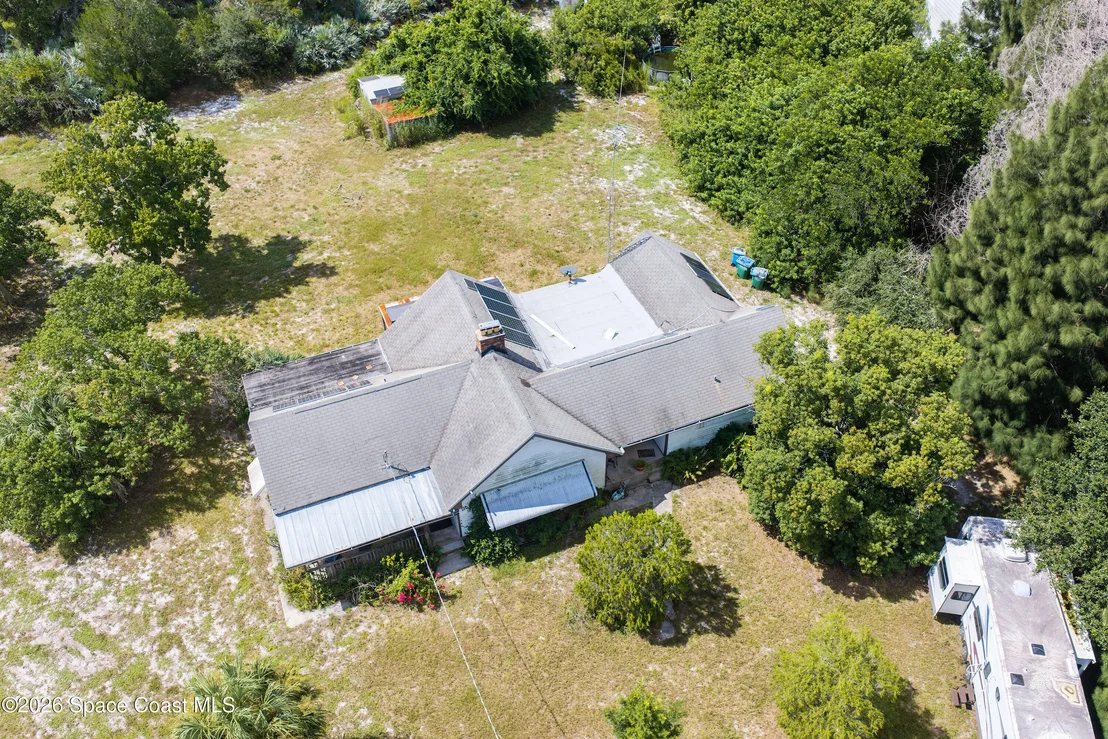 Photo of 6715 Whispering Pines Lane