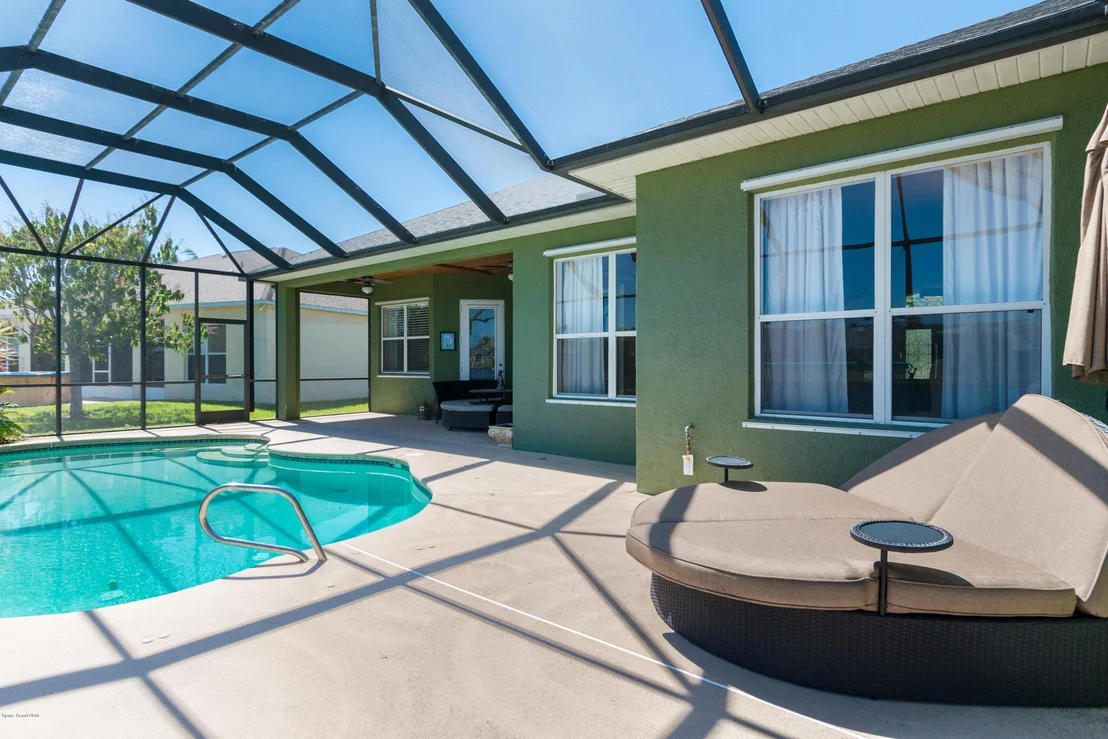 Photo of 4867 Alamanda Drive