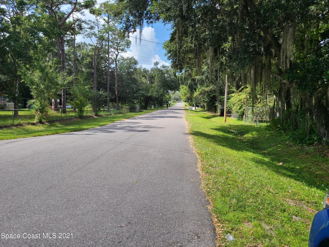 Photo of 17643 Evans Trail