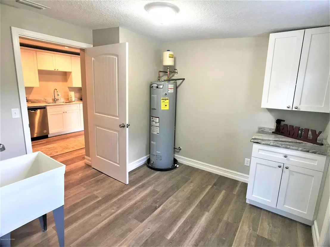 Photo of 1510 Albert Drive
