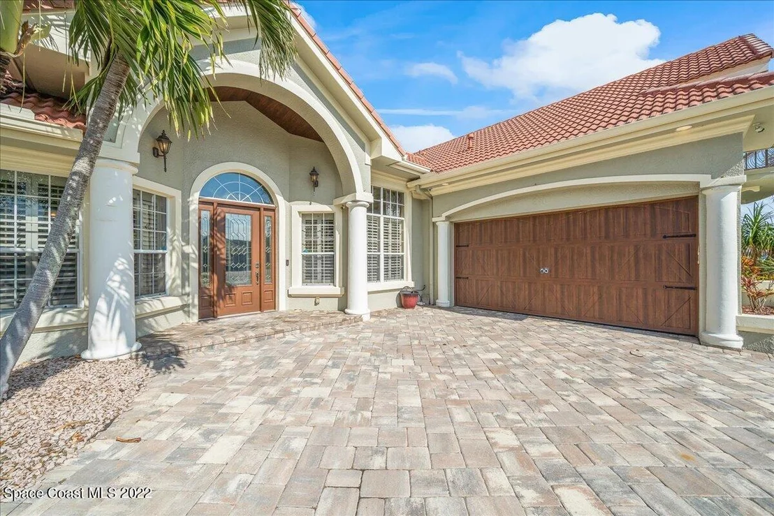 Photo of 416 Rio Villa Boulevard