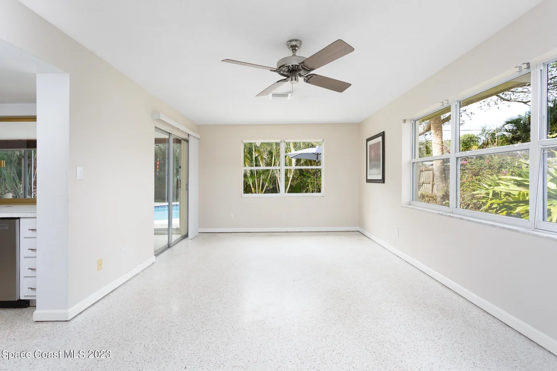 Photo of 608 Mango Drive