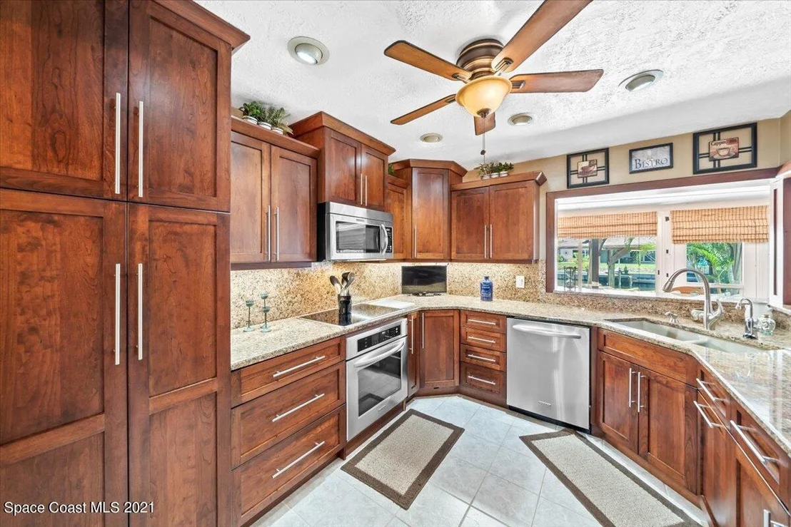 Photo of 457 Penguin Drive