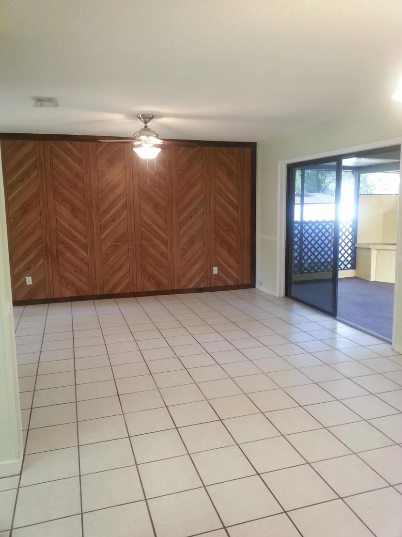 Photo of 1442 Floyd Drive