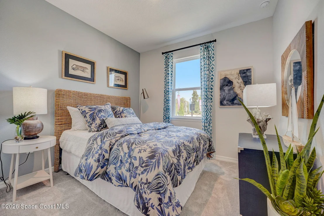 Photo of 1142 Banff Drive NE