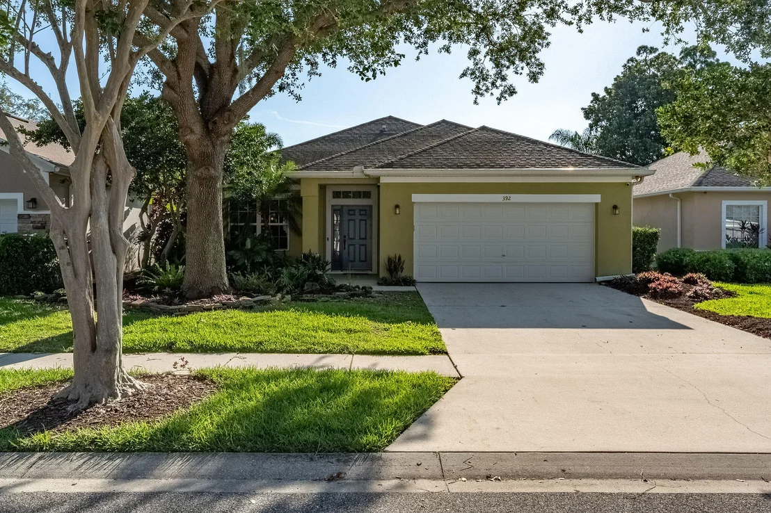 Photo of 392 Waterside Circle