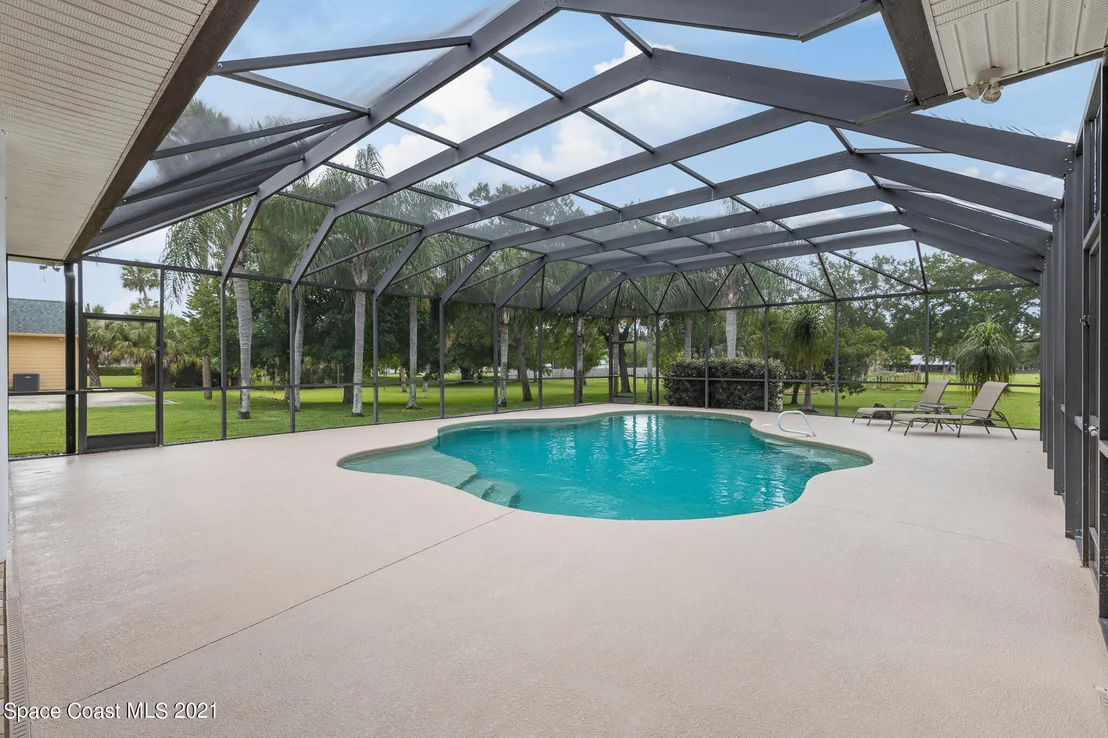 Photo of 1220 Tuckaway Drive