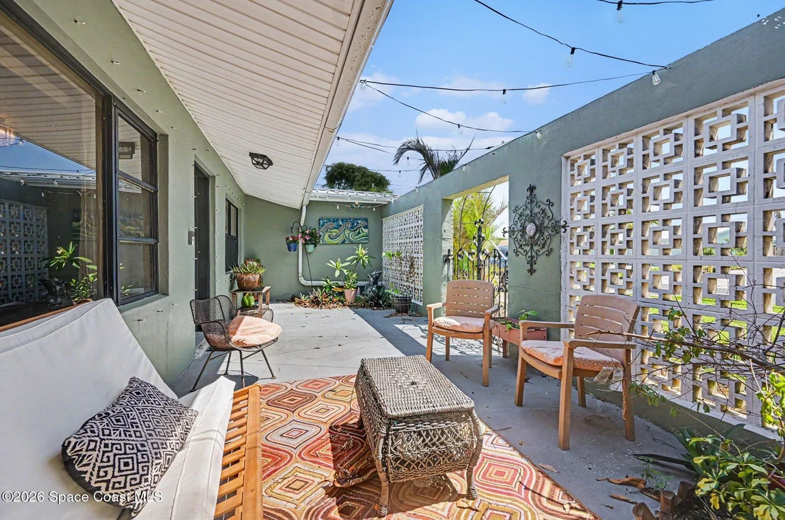 Photo of 480 Temple Street