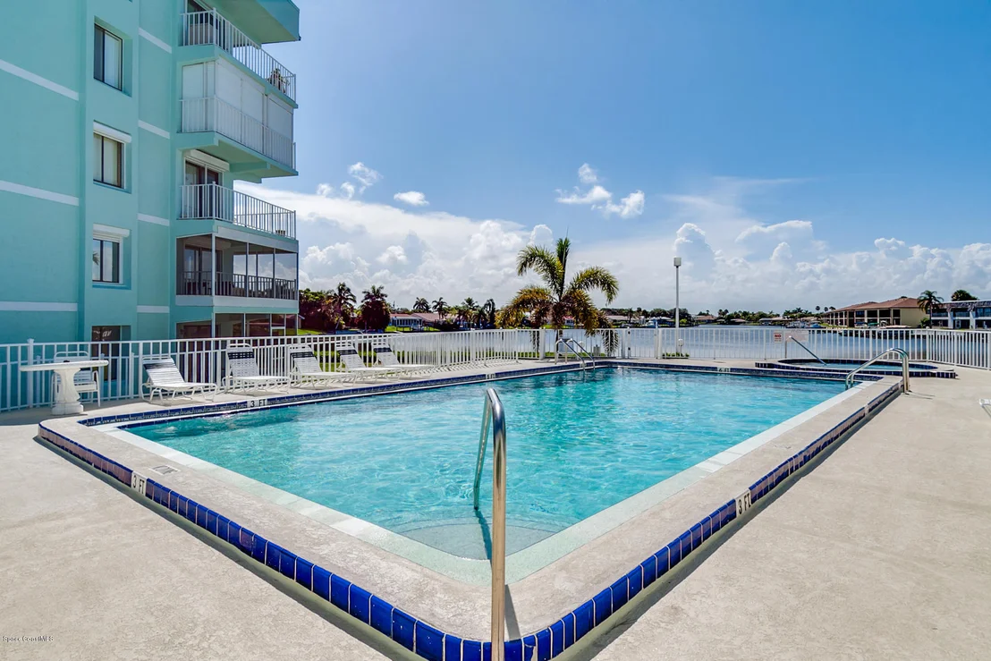 Photo of Unit 1205 at 1700 Commodore Boulevard