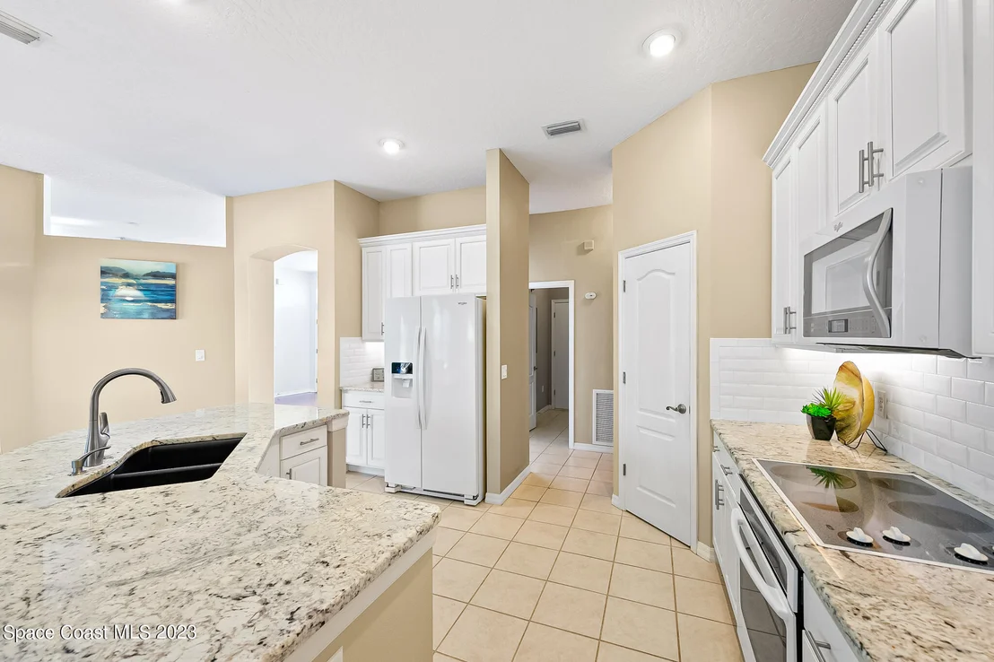 Photo of 6037 Arlington Circle
