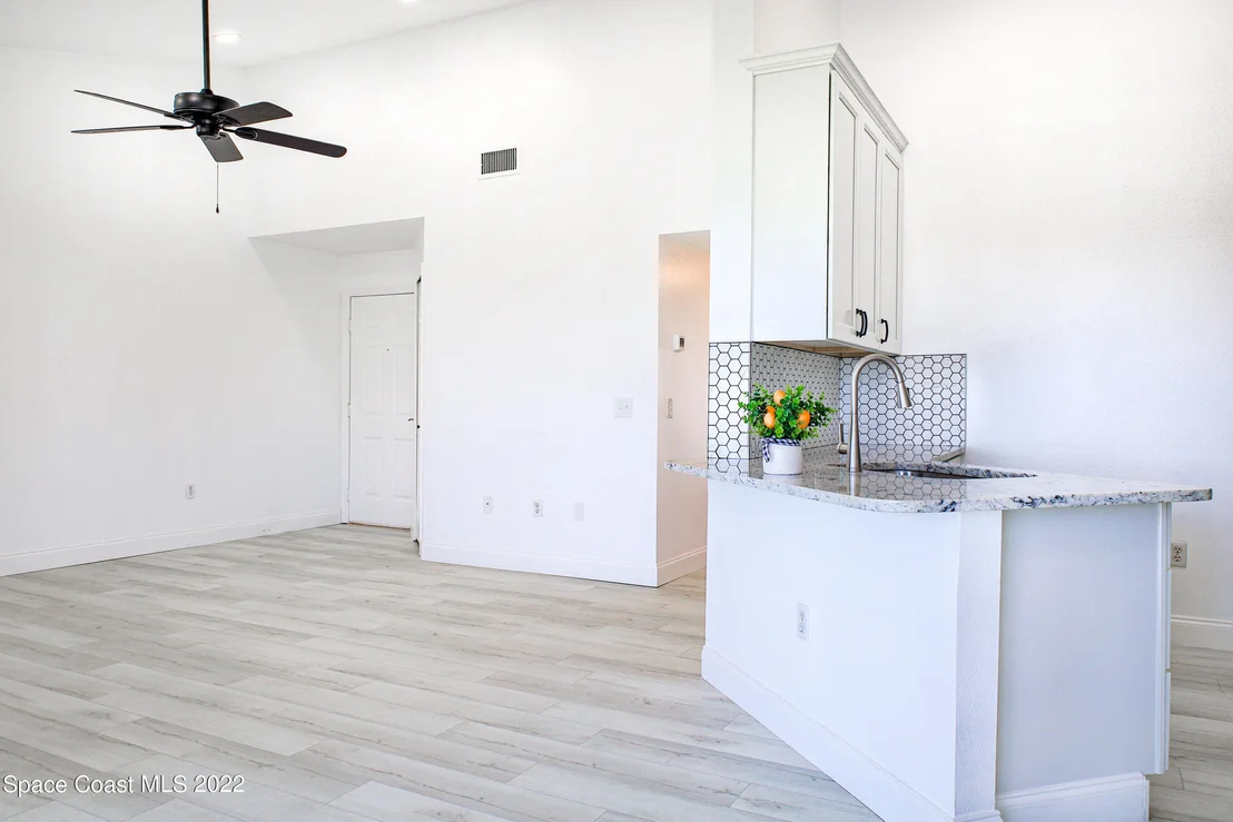 Photo of Unit 205 at 7030 Highway 1