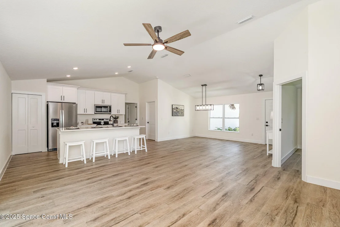 Photo of 6499 Pleasant Avenue