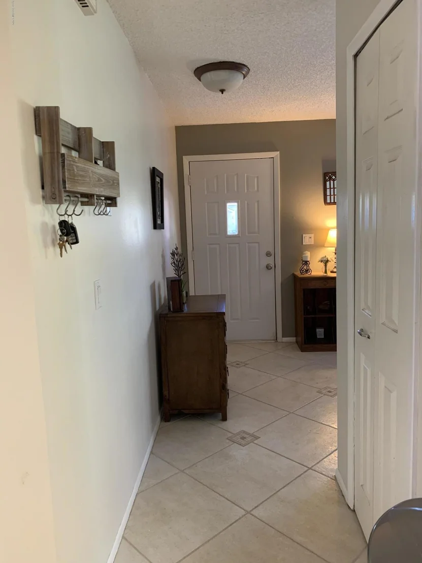 Photo of 2235 Hickory Drive