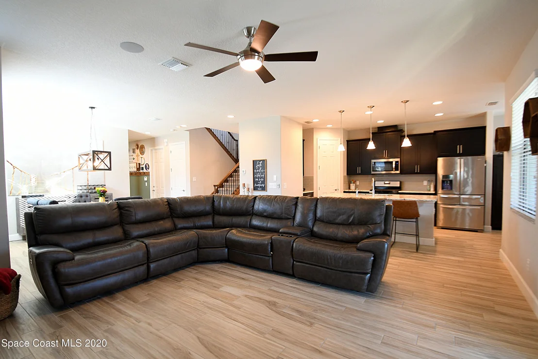Photo of 2872 Casterton Drive
