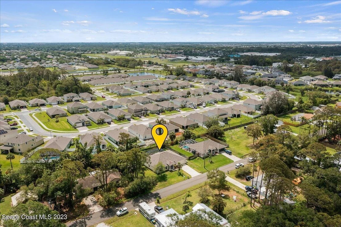 Photo of 704 La Veta Drive