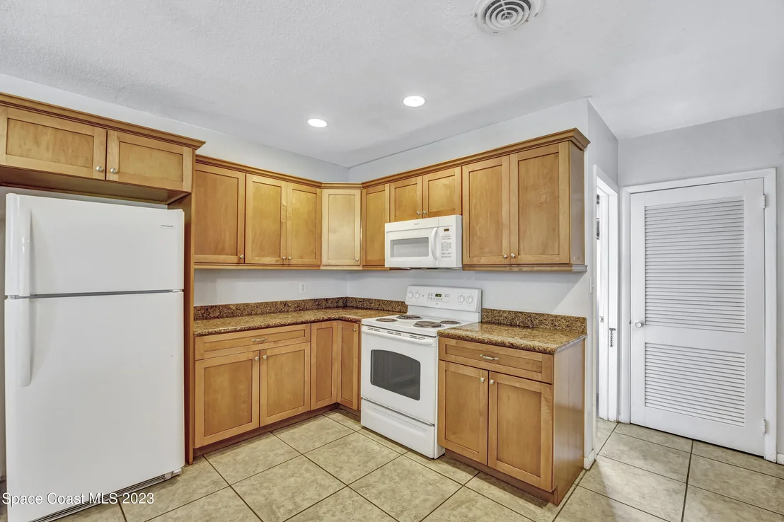 Photo of 521 Andrews Drive