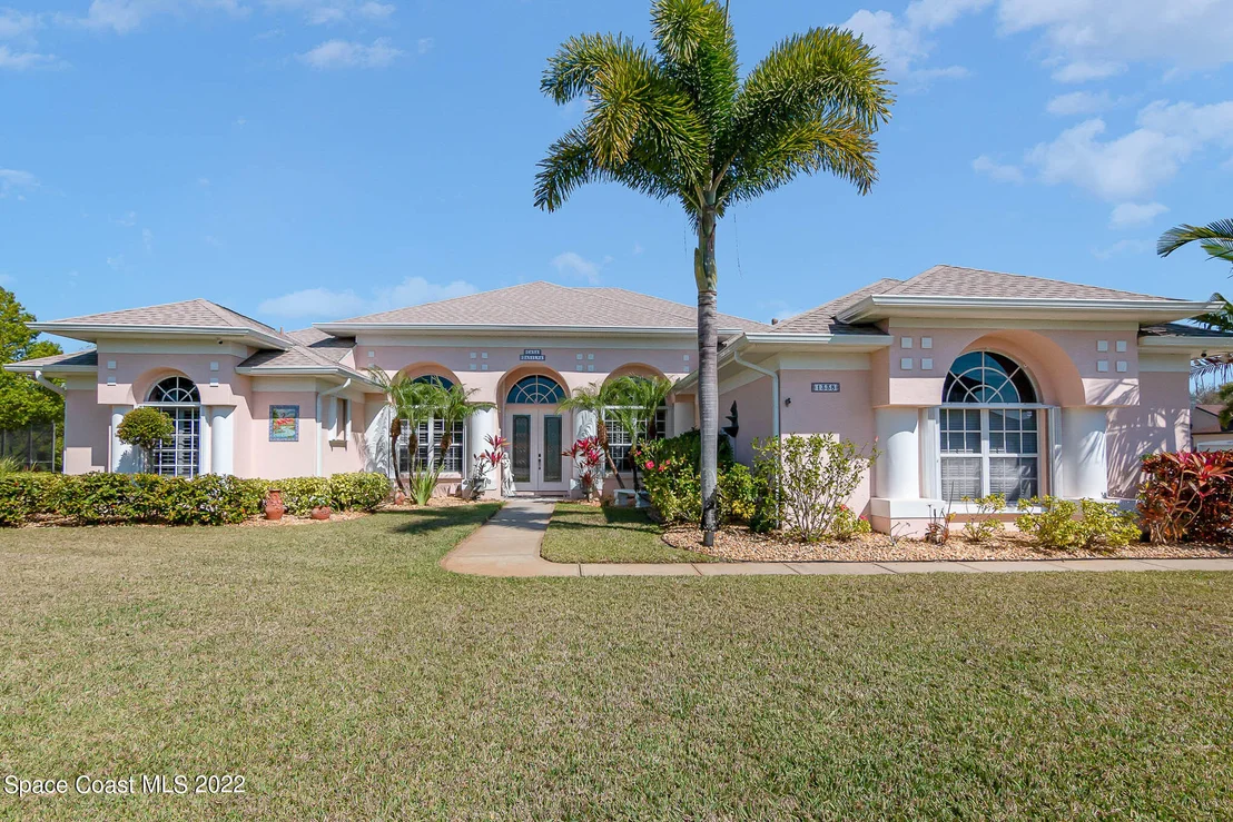 Photo of 1338 Centennial Way
