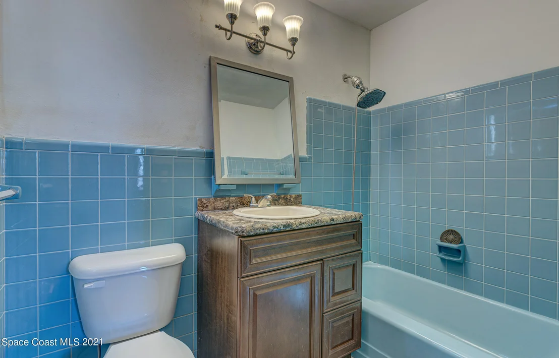 Photo of 2975 Kosuth Road NE