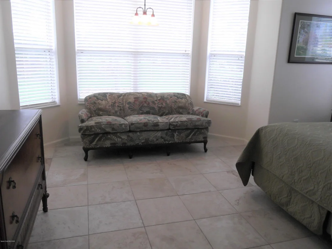 Photo of 6941 Abbeyville Road