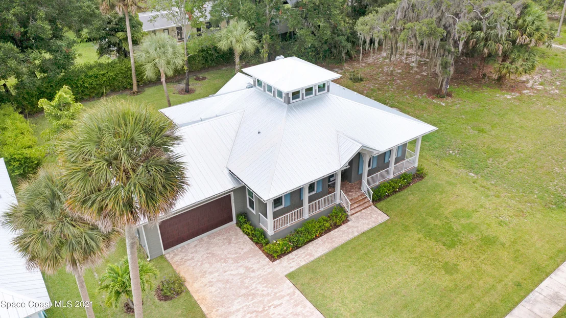 Photo of 2215 Bryan Street