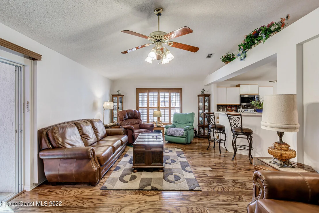 Photo of 1672 Vista Lake Circle