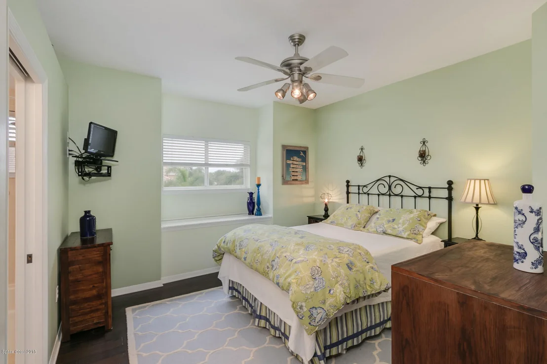 Photo of 333 Rio Villa Boulevard