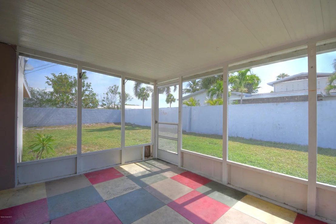 Photo of 205 Pineapple Street