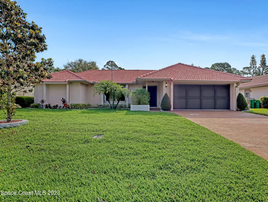 Photo of 705 Casa Grande Drive