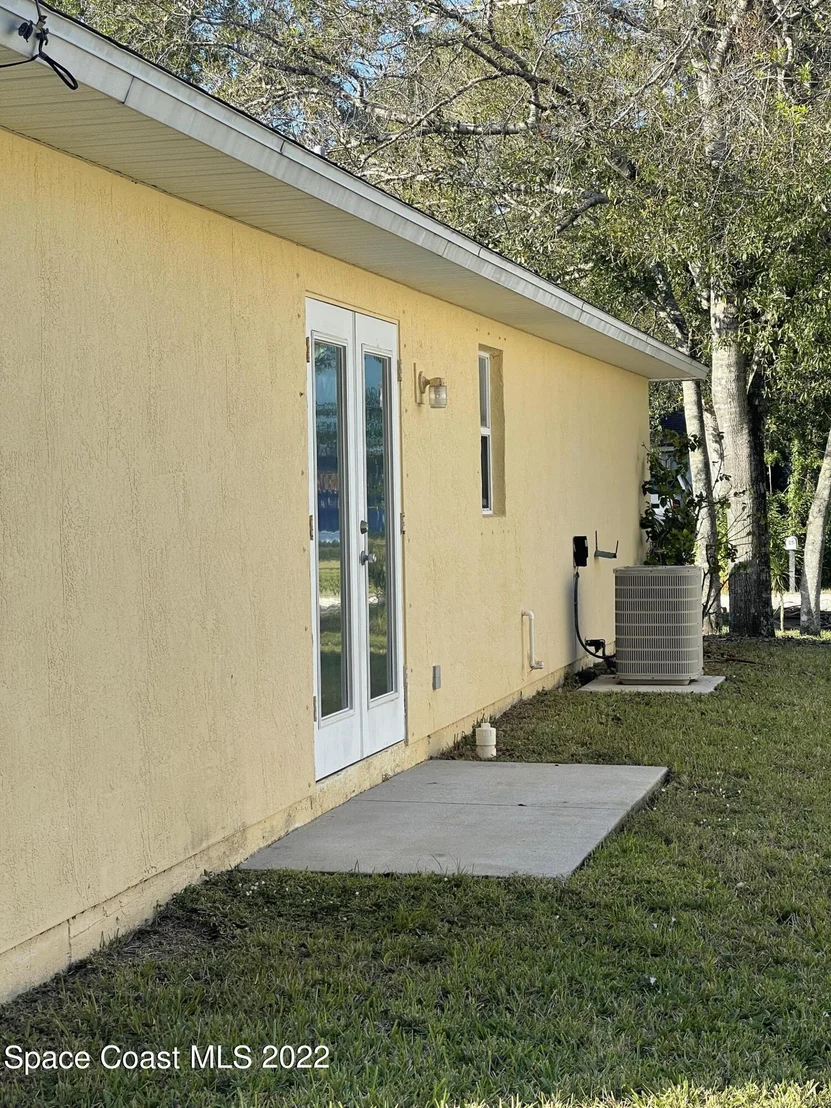 Photo of 6425 5th Place