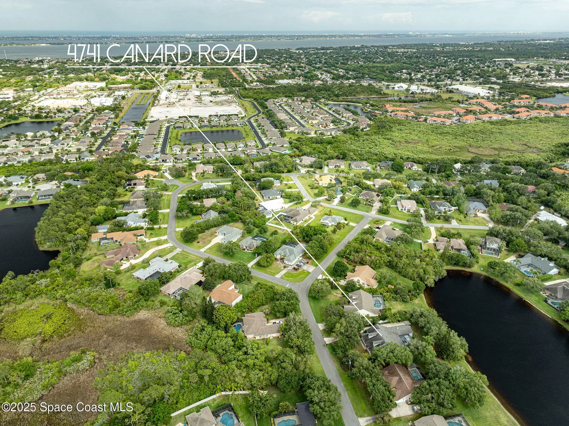 Photo of 4741 Canard Road