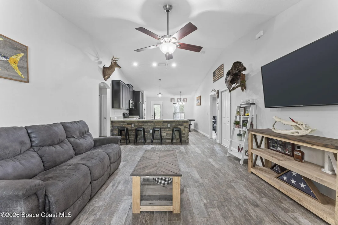 Photo of 6435 Wien Lane